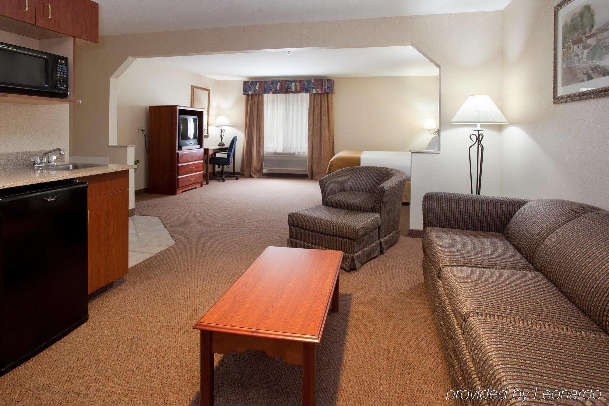 Americinn By Wyndham Hill City Mt Rushmore Стая снимка